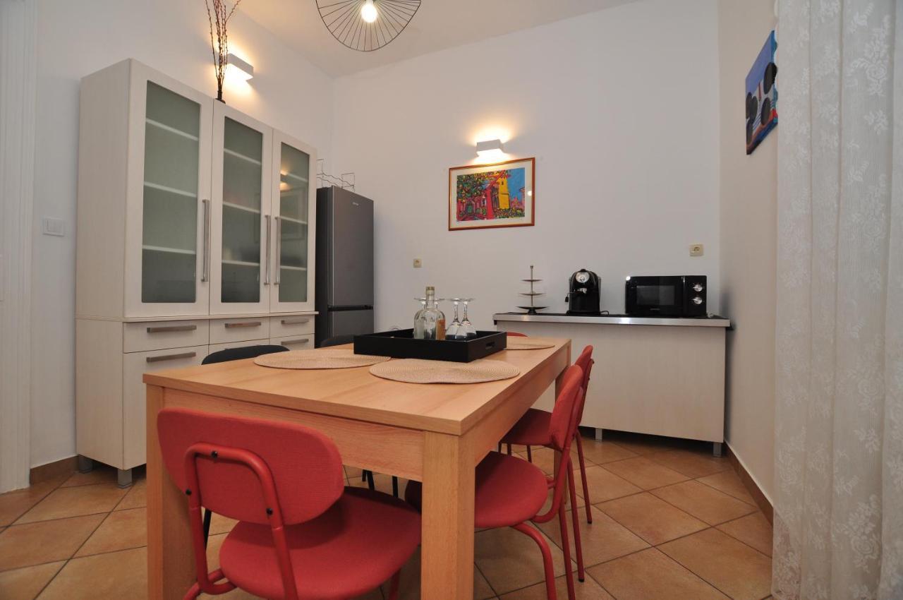 Apartment Moel Split Exteriör bild