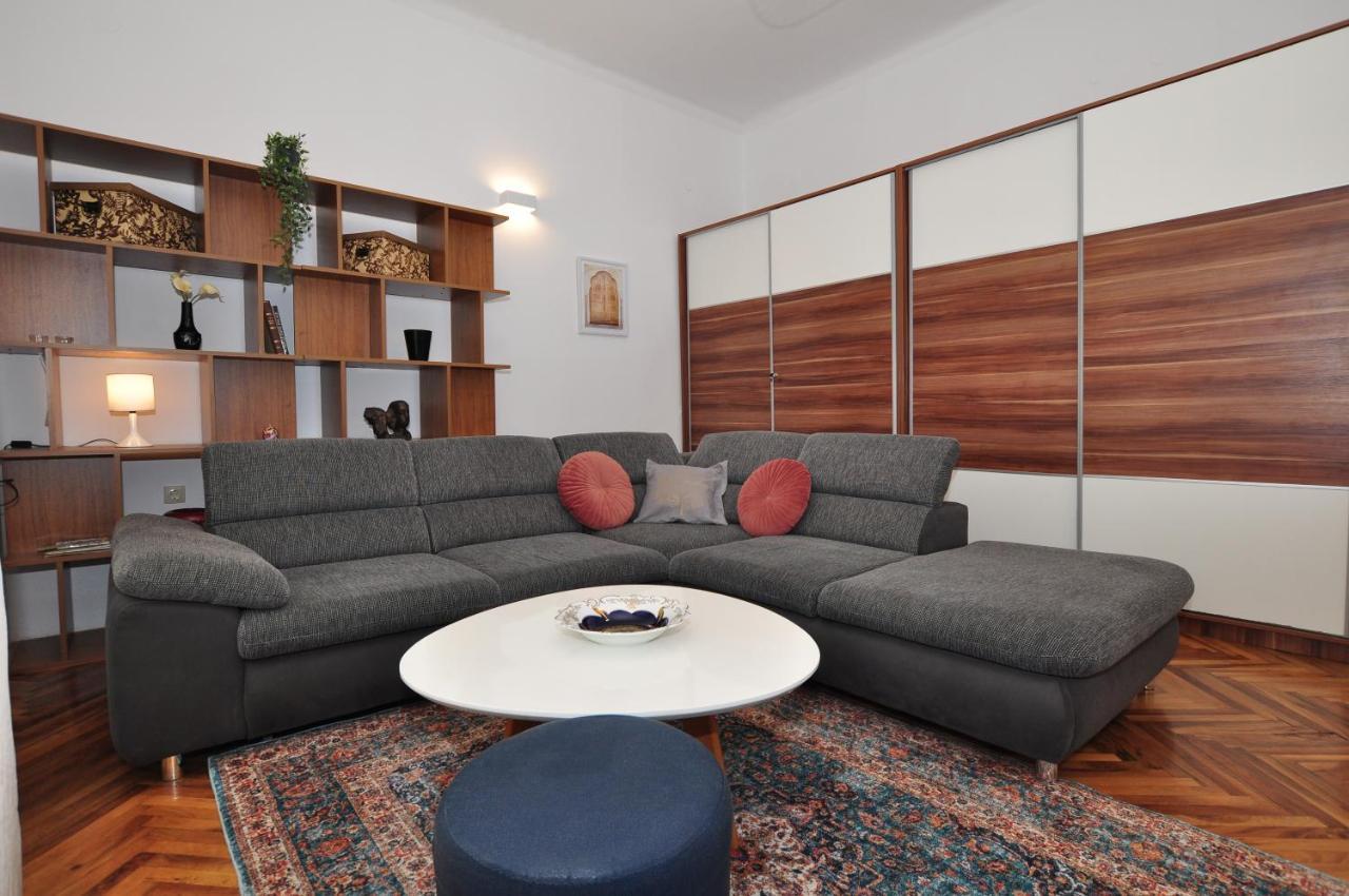 Apartment Moel Split Exteriör bild